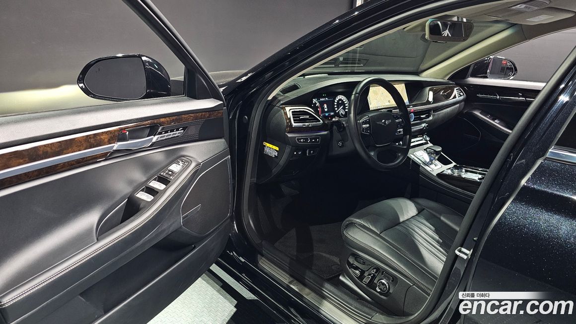 Genesis G90 2020