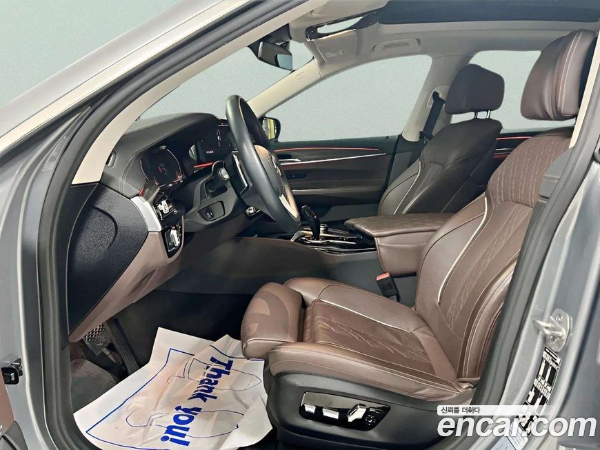 BMW Gran Turismo 2023