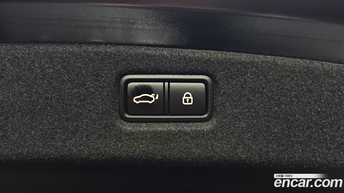 Genesis G90 2020