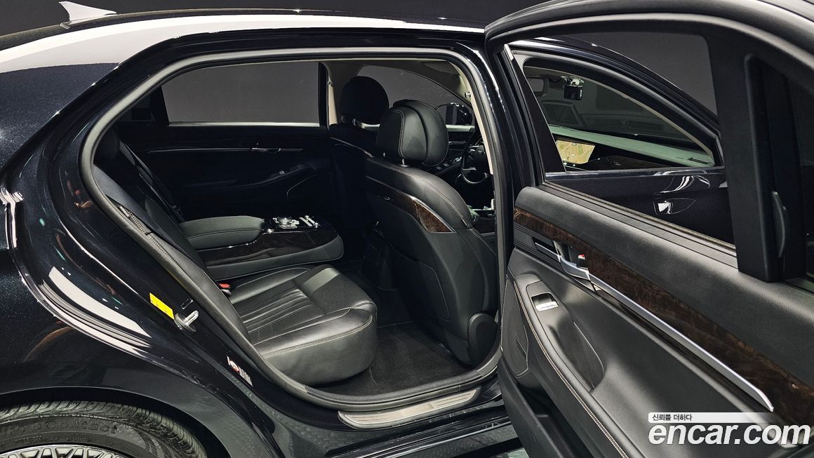 Genesis G90 2020