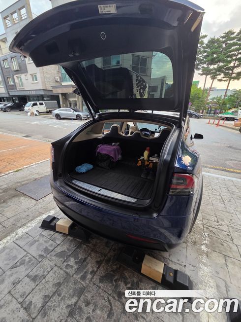Tesla Model X 2018
