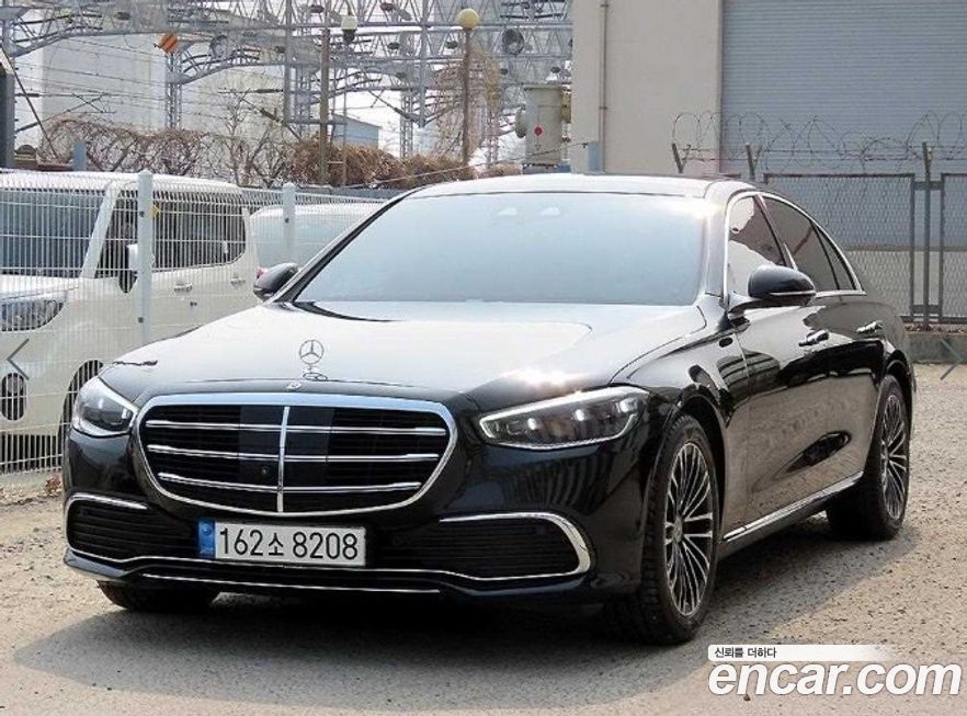 Mercedes-Benz S-Class 2022