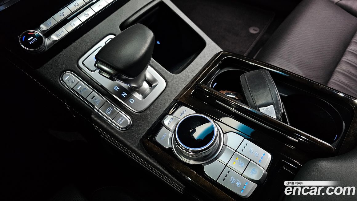 Genesis G90 2020