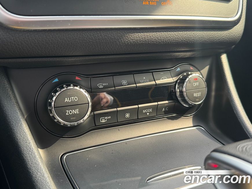 Mercedes-Benz GLA-Class 2018