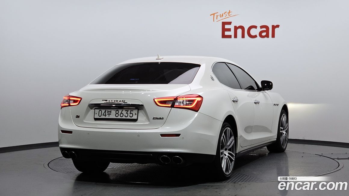 Maserati Ghibli 2017