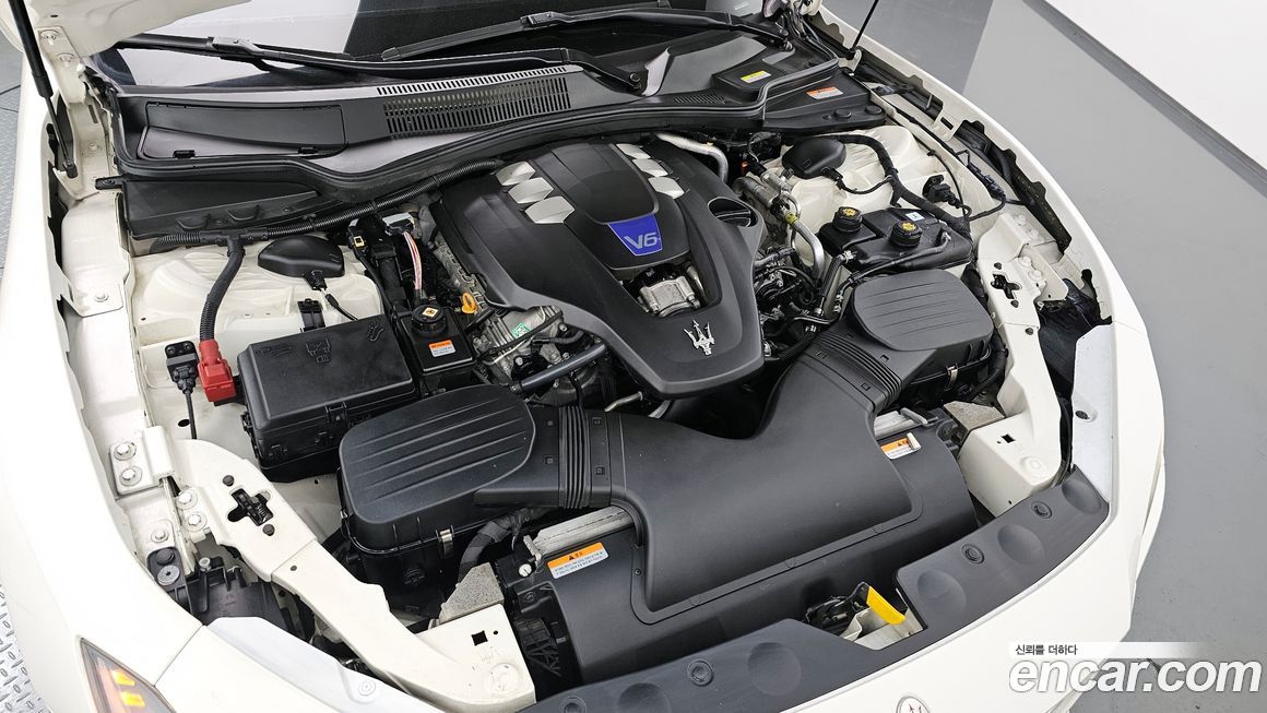 Maserati Ghibli 2017