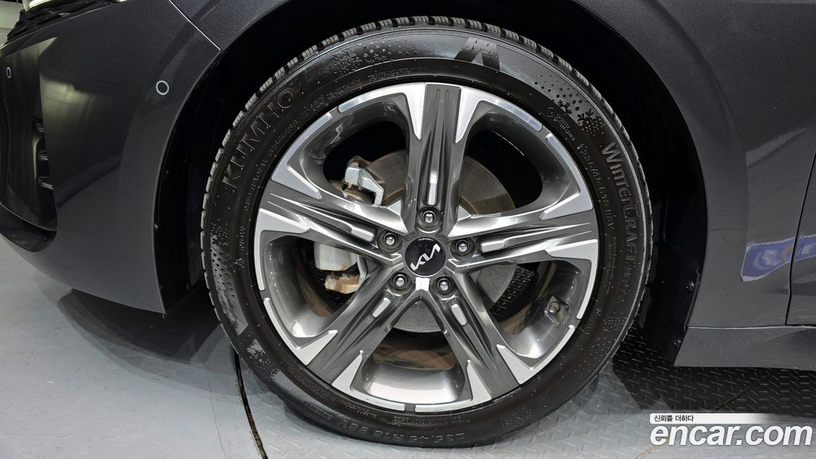 Kia K5 2023