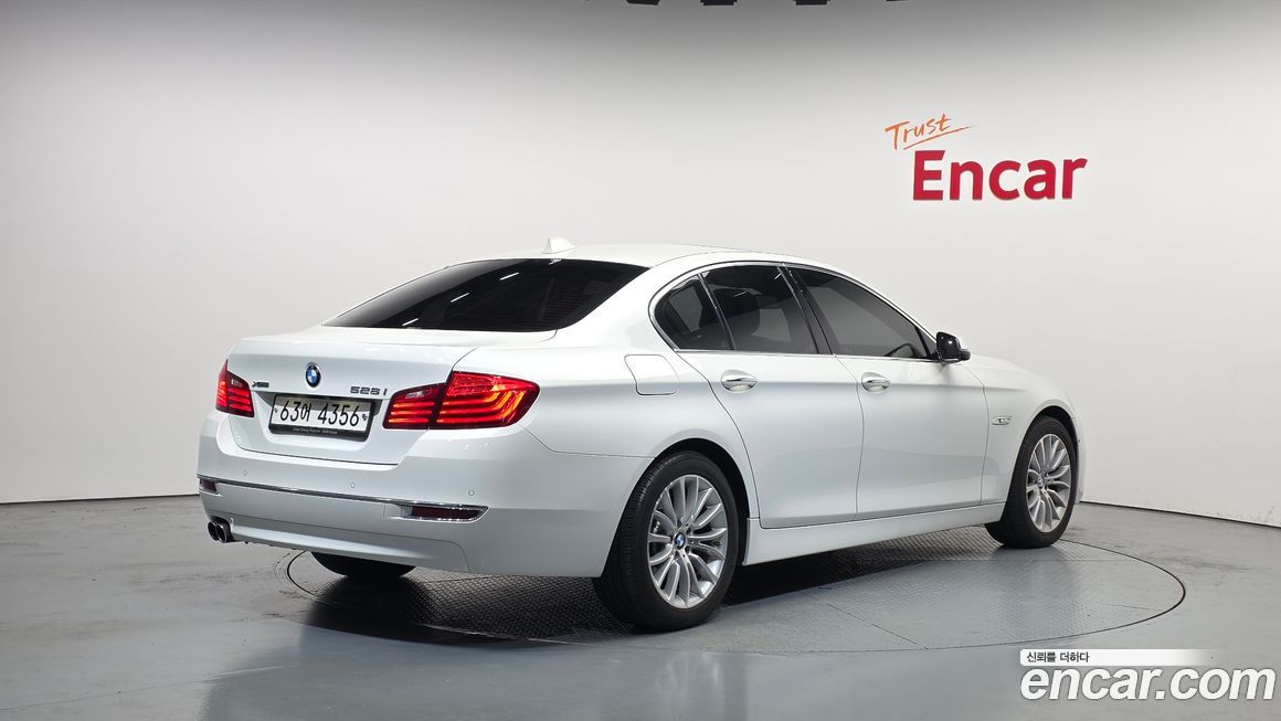 BMW 5-Series 2015