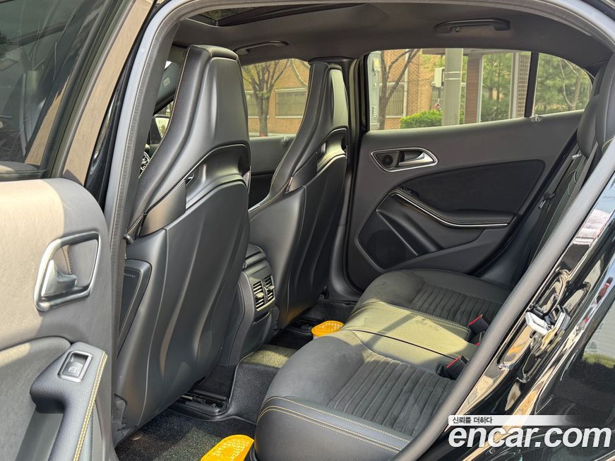 Mercedes-Benz GLA-Class 2018