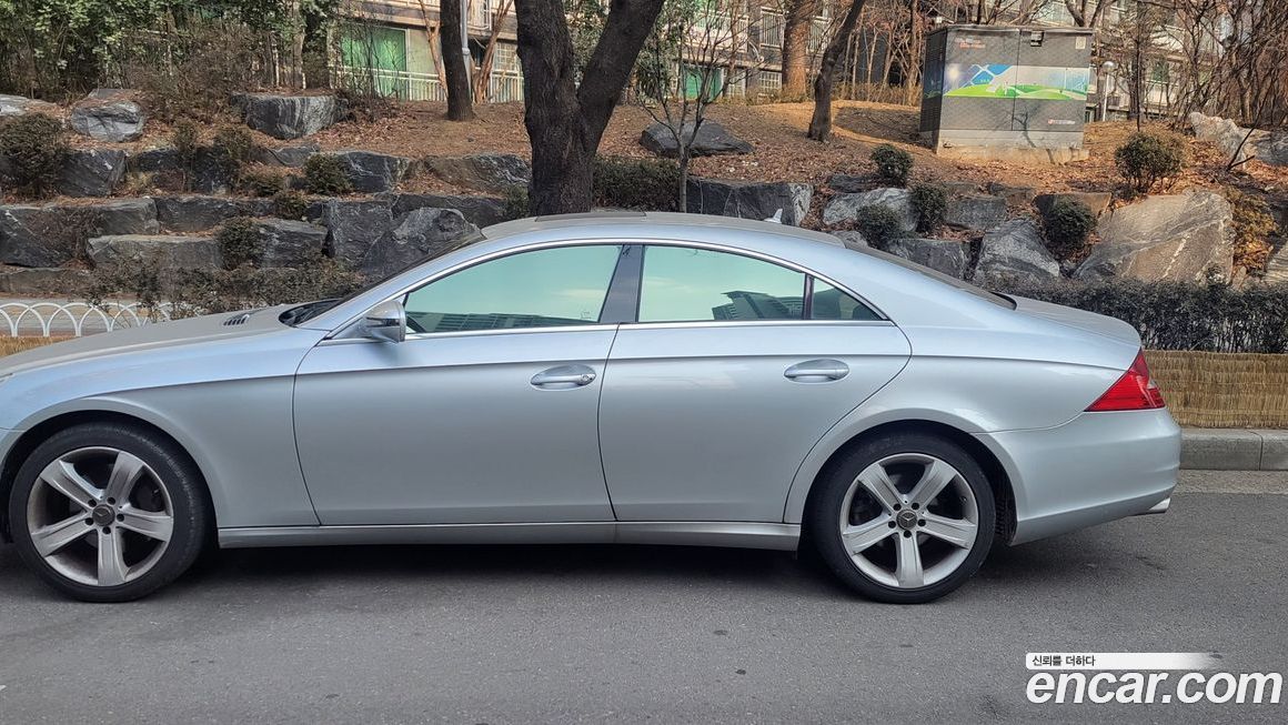 Mercedes-Benz CLS-Class 2009
