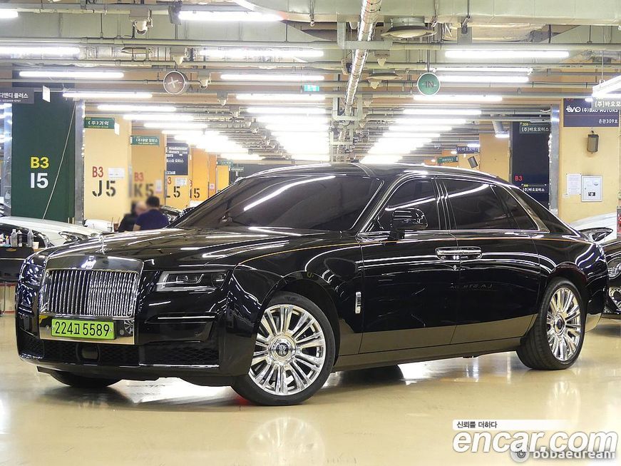 Rolls-Royce Ghost 2023