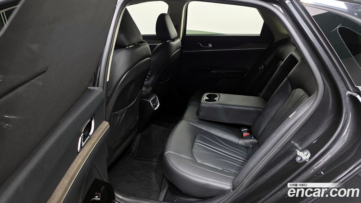 Kia K5 2023