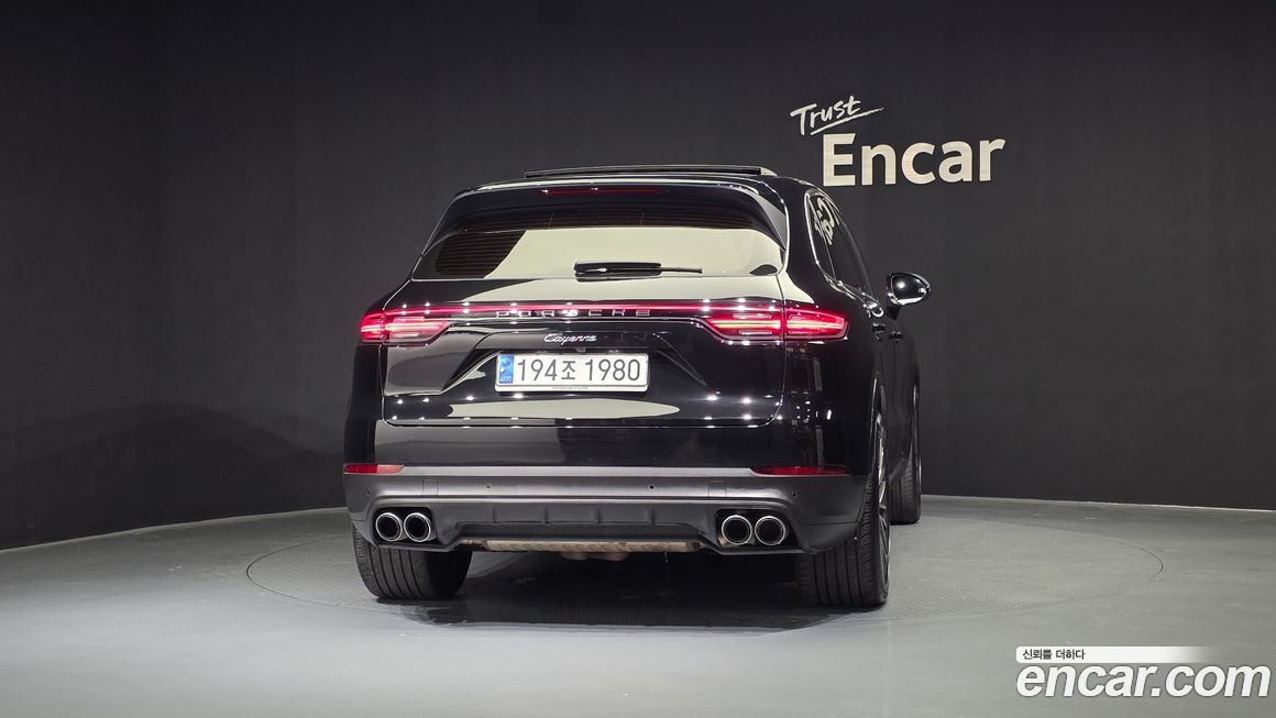 Porsche Cayenne 2023