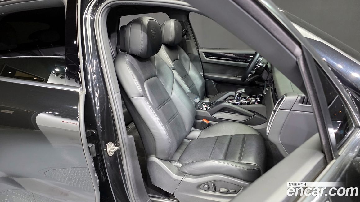 Porsche Cayenne 2023