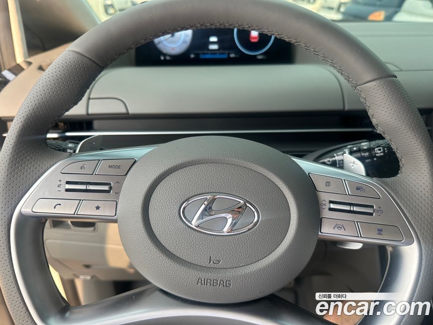 Hyundai Staria 2023