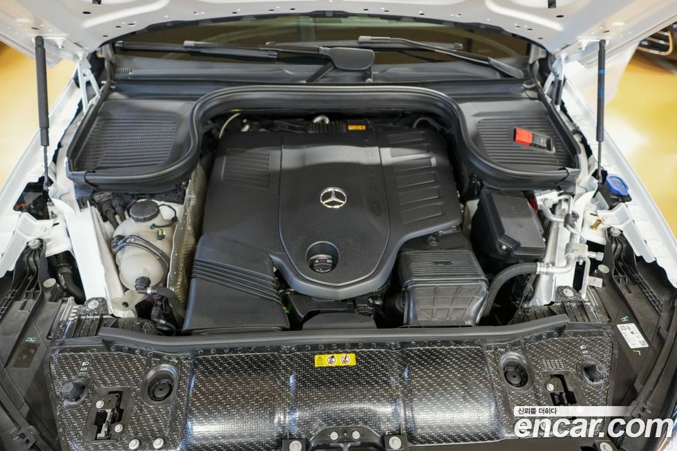 Mercedes-Benz GLE-Class 2025