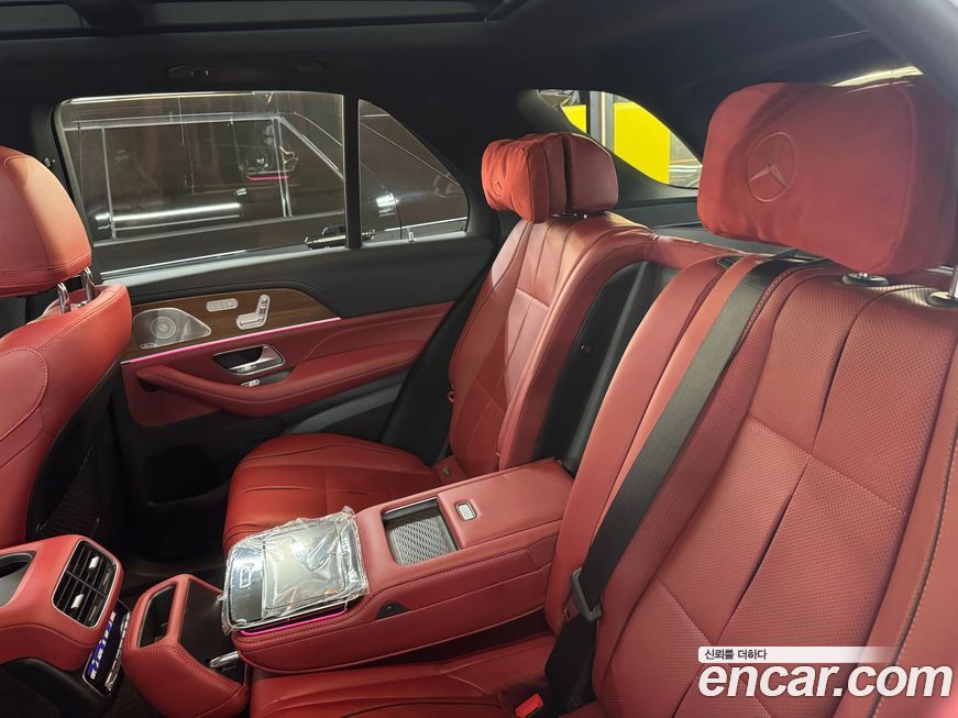 Mercedes-Benz GLE-Class 2025