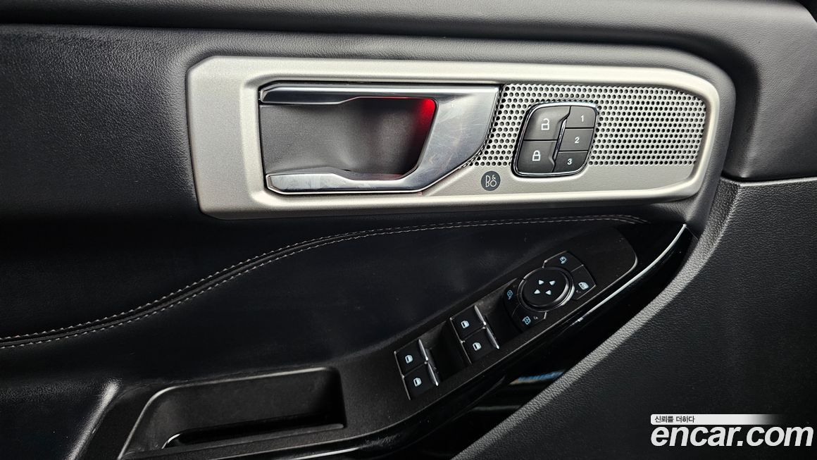 Ford Explorer 2022