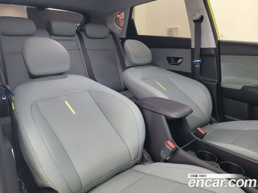 Hyundai Kona 2025