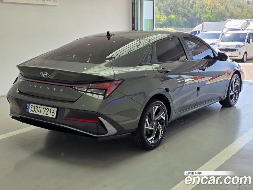 Hyundai AVANTE 2024
