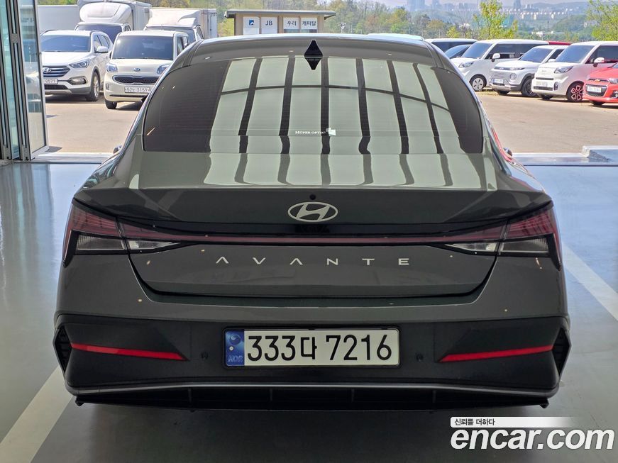 Hyundai AVANTE 2024