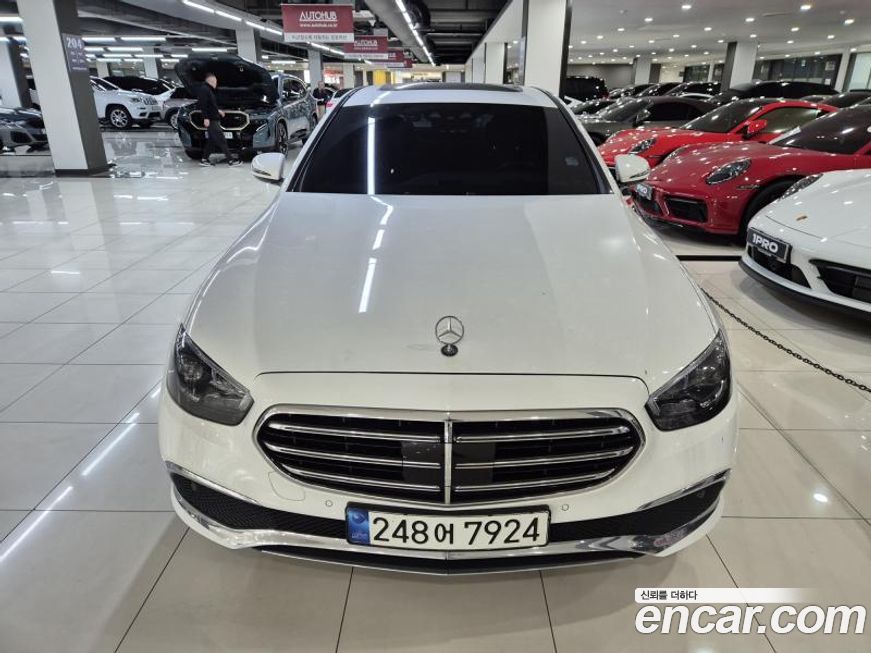 Mercedes-Benz E-Class 2021