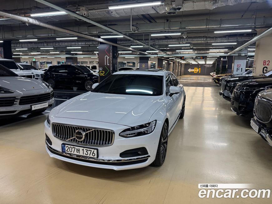 Volvo S90 2024