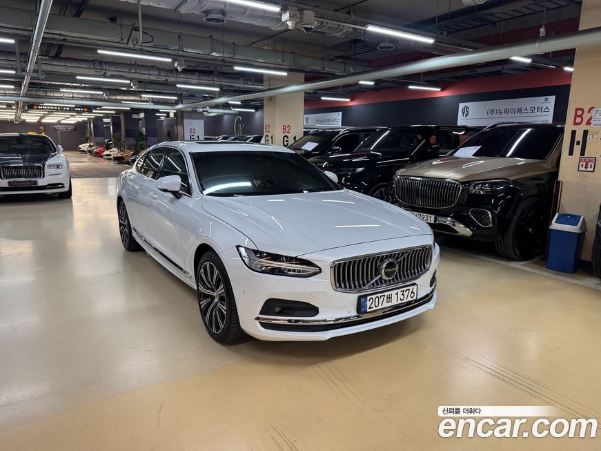 Volvo S90 2024
