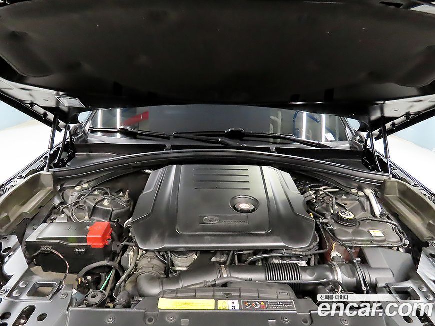 Land Rover Range Rover Velar 2019