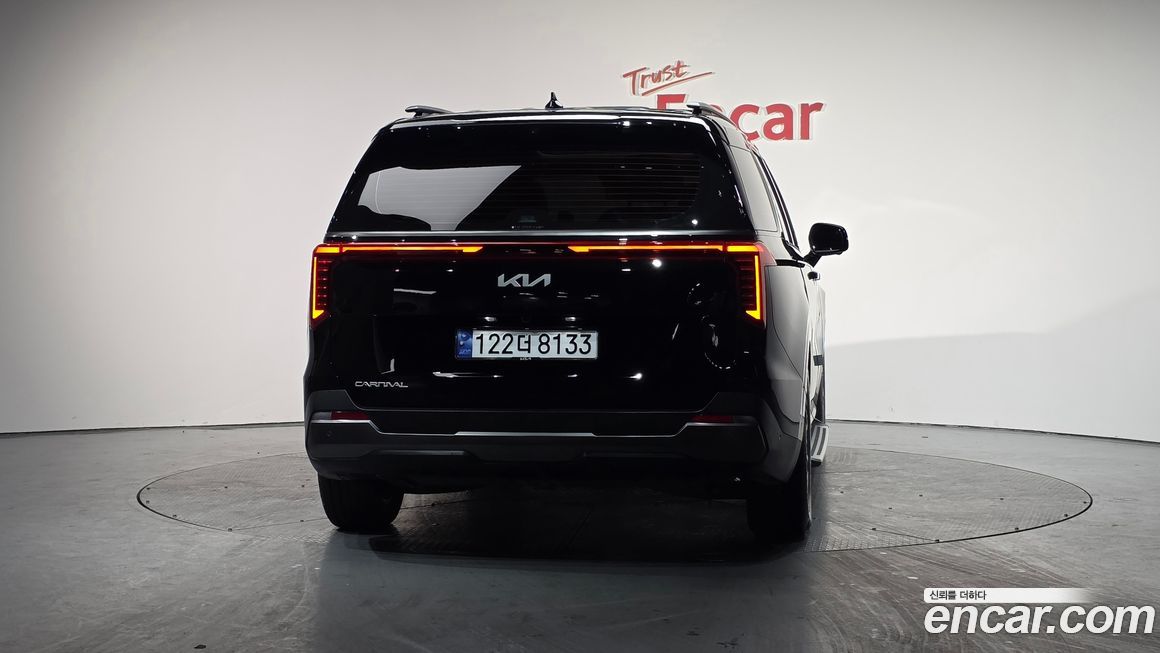 Kia Canival 2024