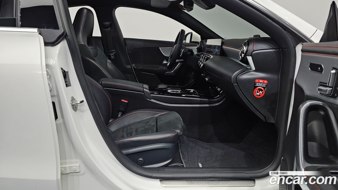 Mercedes-Benz CLA-Class 2022