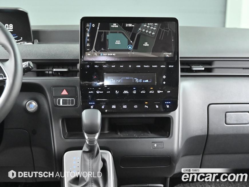 Hyundai Staria 2023