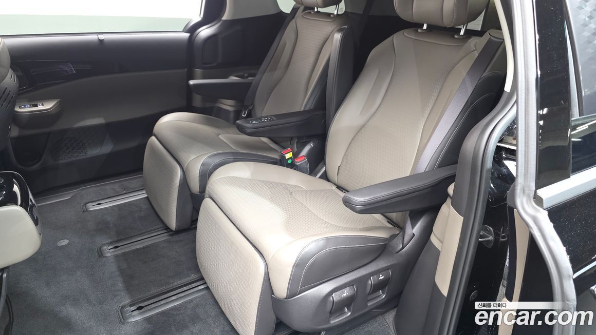 Kia Canival 2024