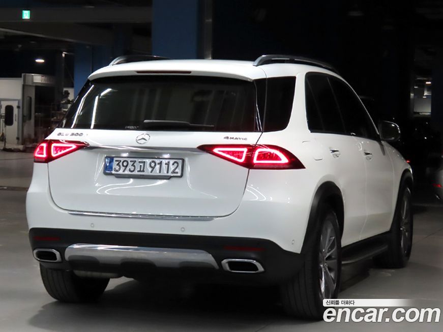 Mercedes-Benz GLE-Class 2022