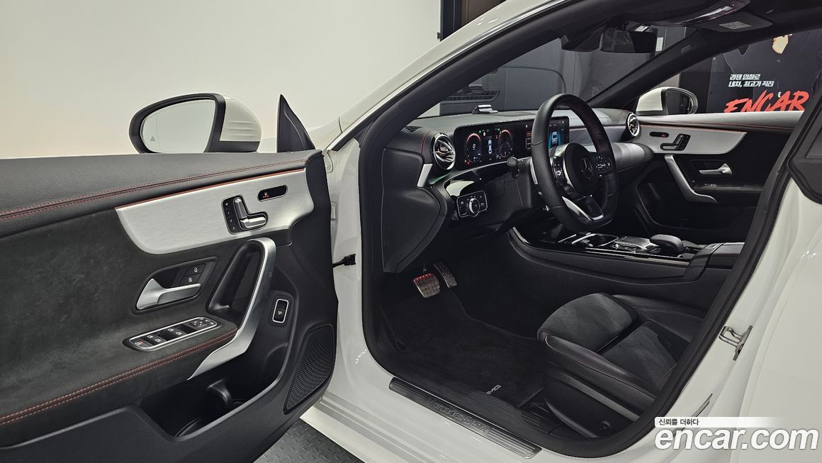 Mercedes-Benz CLA-Class 2022