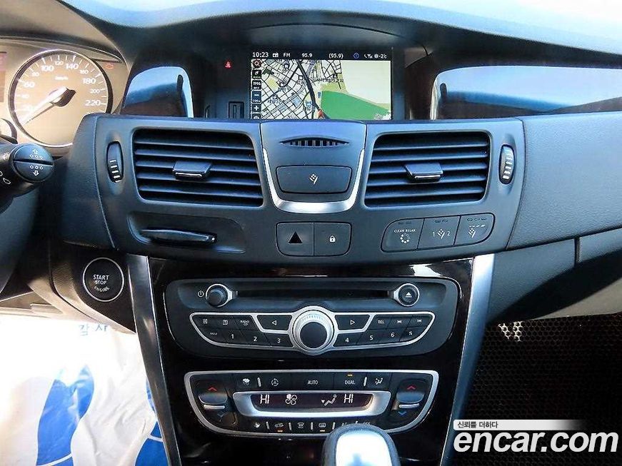 Renault-KoreaSamsung SM5  2010