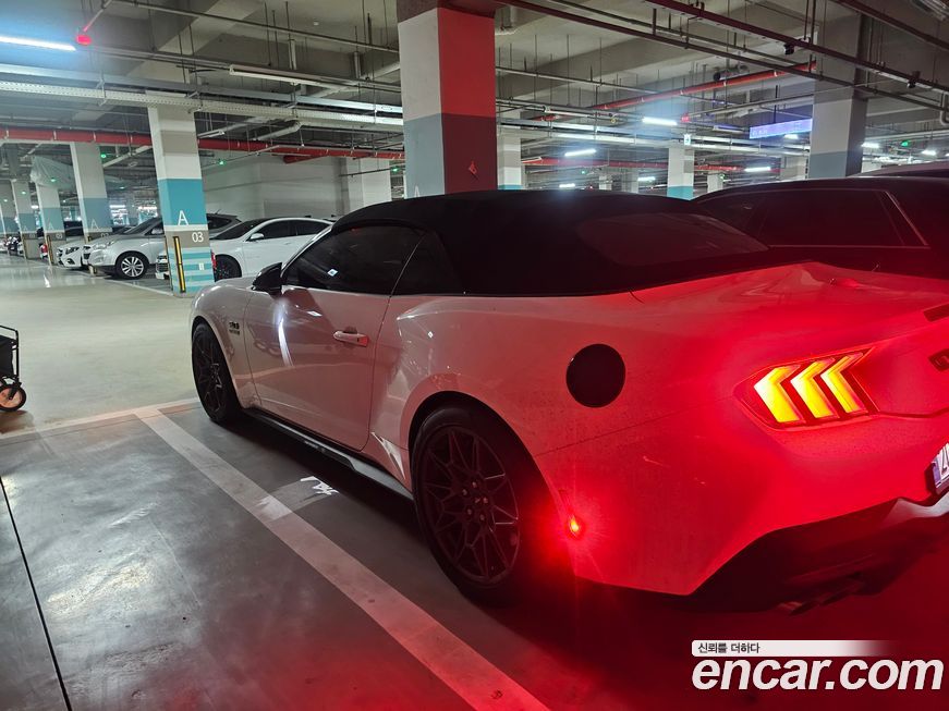 Ford Mustang 2024