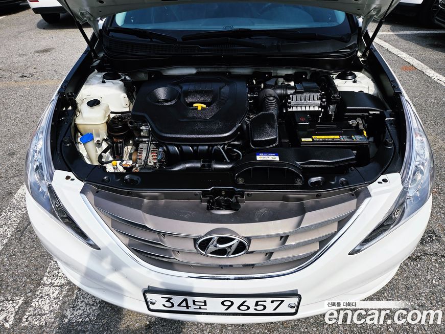 Hyundai Sonata 2012