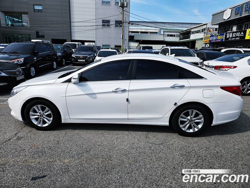Hyundai Sonata 2012