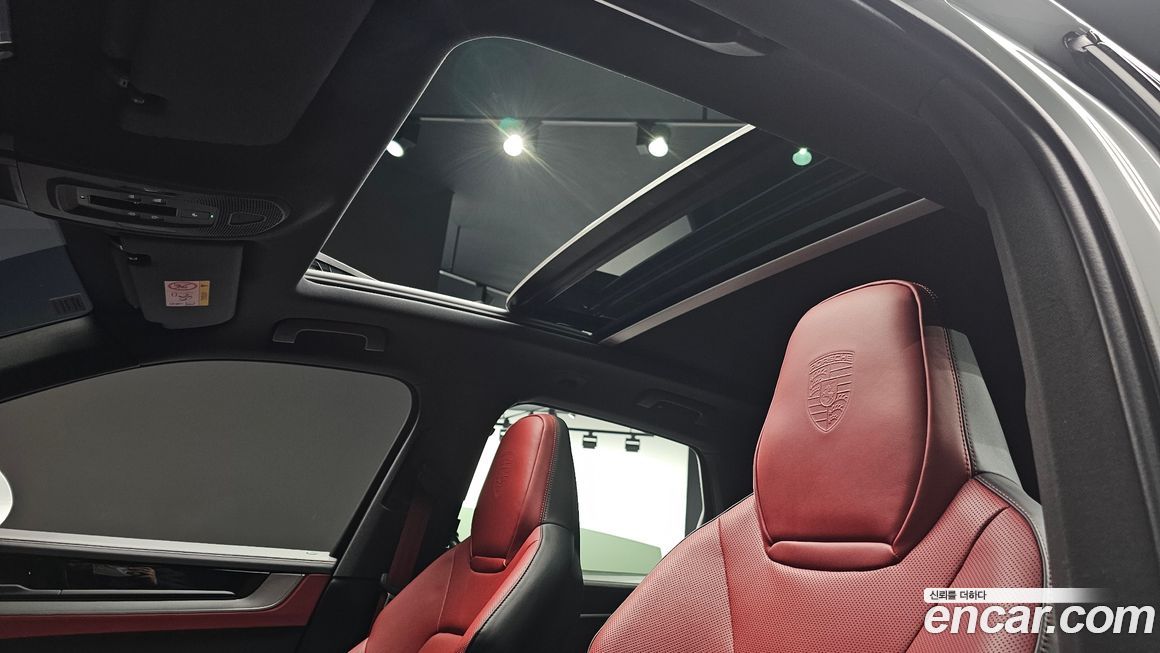 Porsche Cayenne 2024