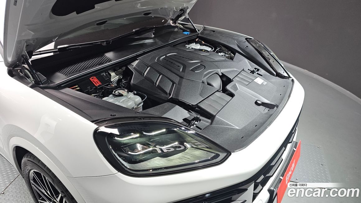 Porsche Cayenne 2024