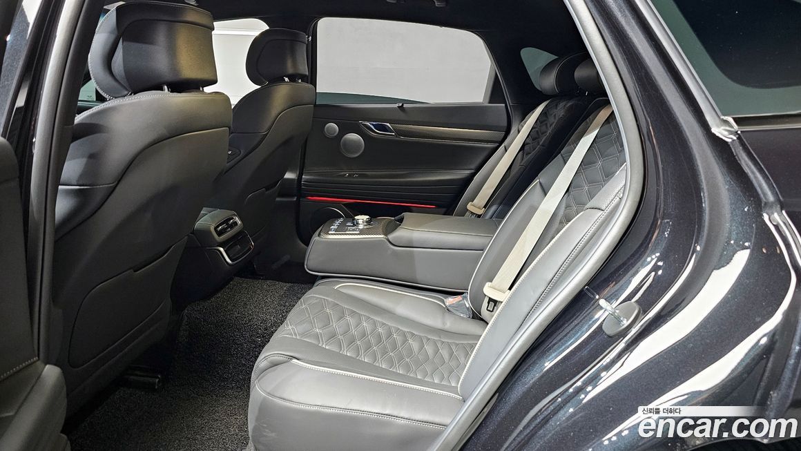Genesis G80 2025