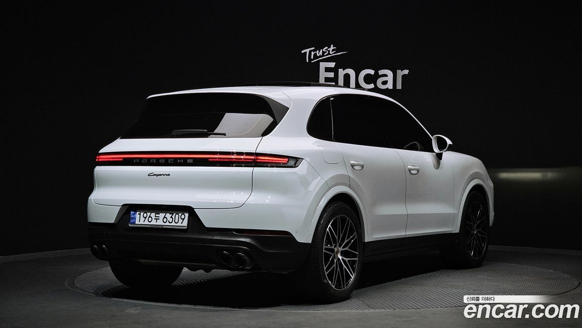 Porsche Cayenne 2024