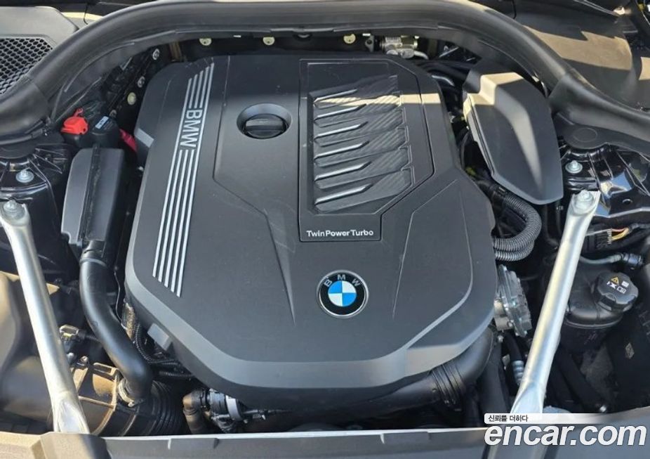 BMW Gran Turismo 2024