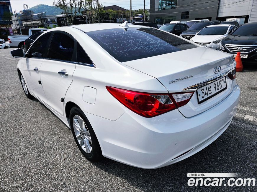 Hyundai Sonata 2012