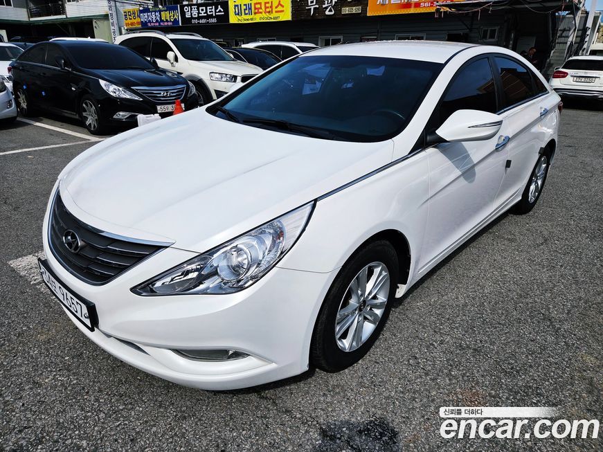 Hyundai Sonata 2012
