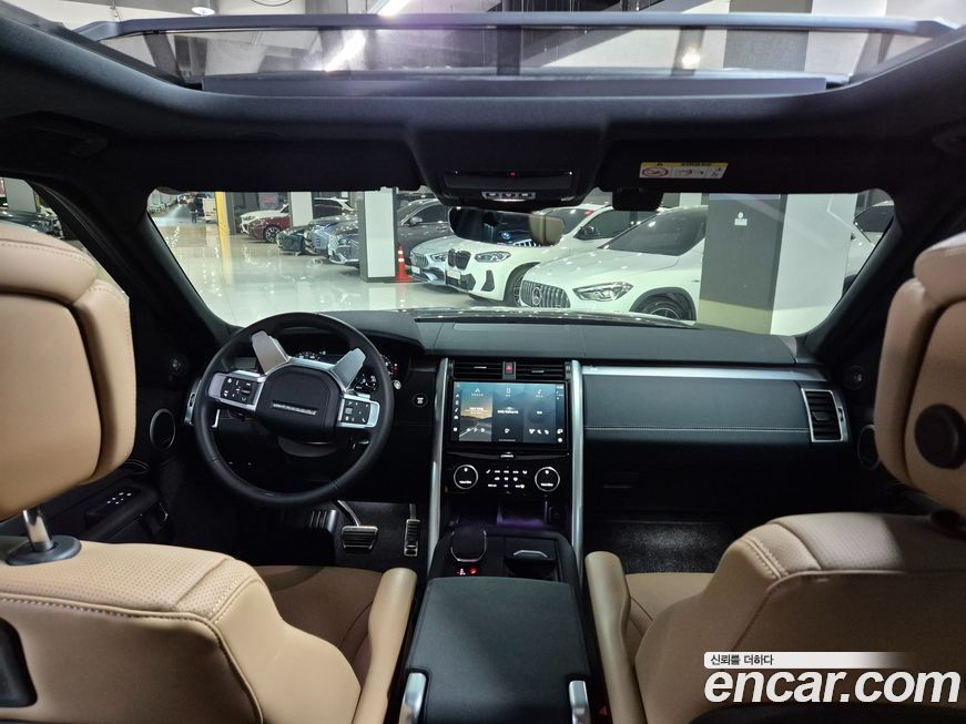 Land Rover Discovery 2025