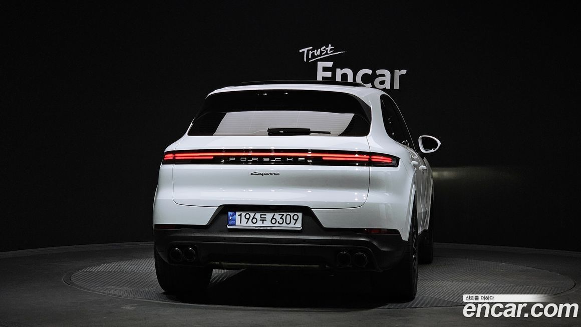 Porsche Cayenne 2024