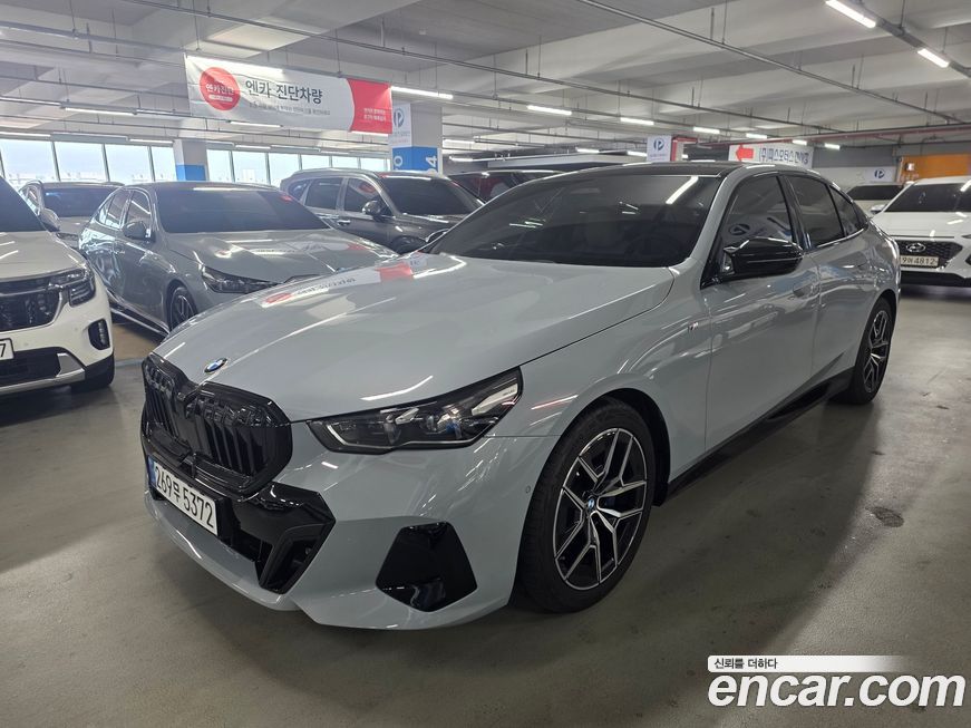 BMW 5-Series 2025