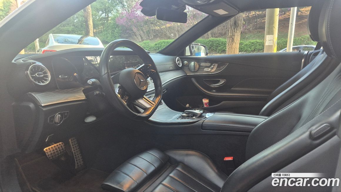 Mercedes-Benz E-Class 2022